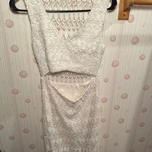 Sara Boo White Sheath Cocktail Dress